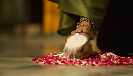 Ghar Nu Laxmi means the bride is considered Laxmi, the goddess of wealth and prosperity.