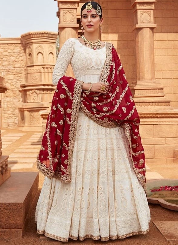 Perhaps the dupatta.