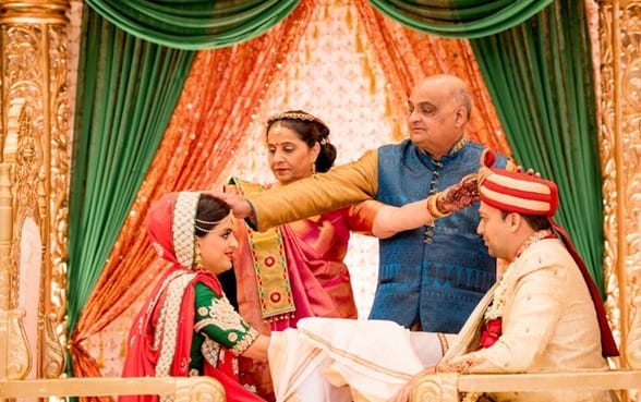 But there’s so much more to Gujarati weddings than just Garba and Dandiya.